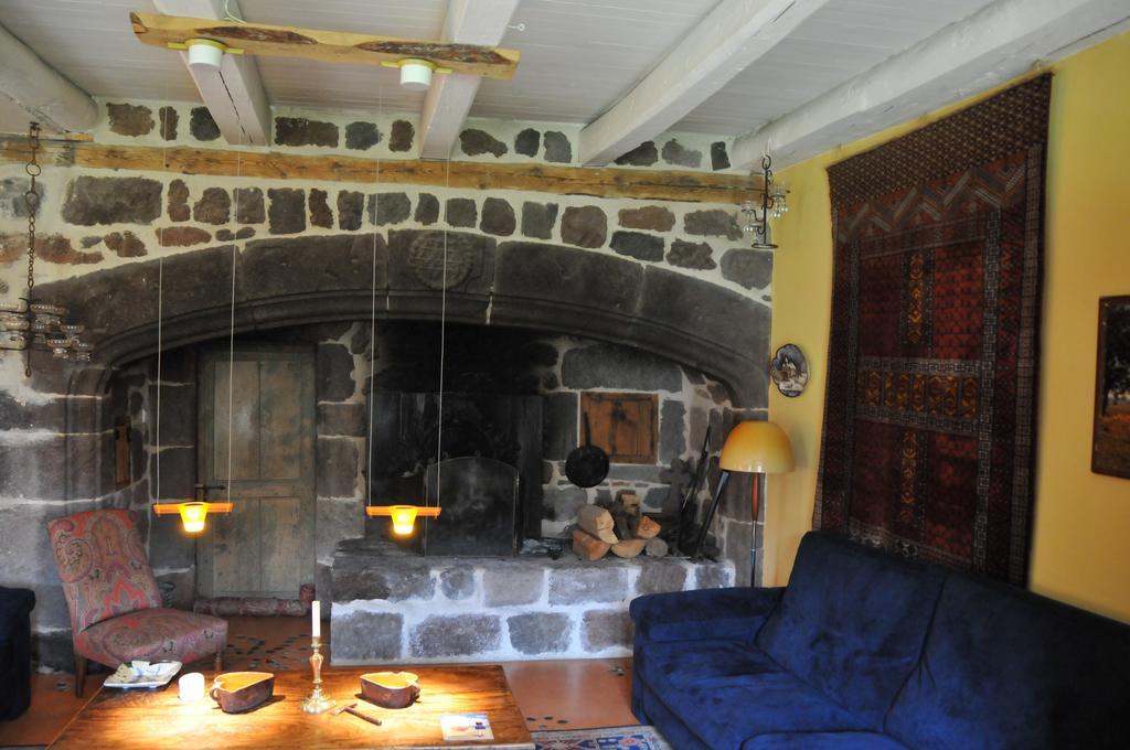 Bed and Breakfast Le Potala Le Bouchet-Saint-Nicolas Экстерьер фото